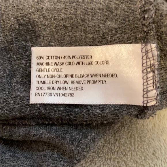 Heart Detailed Sweatshirt - Picture 3 of 4